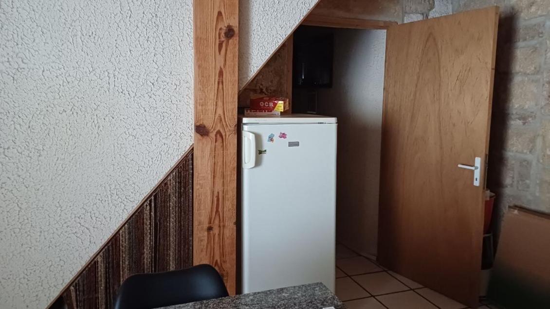 Appartement Chaleureux Dans Une Maison En Pierre Mireval Ngoại thất bức ảnh
